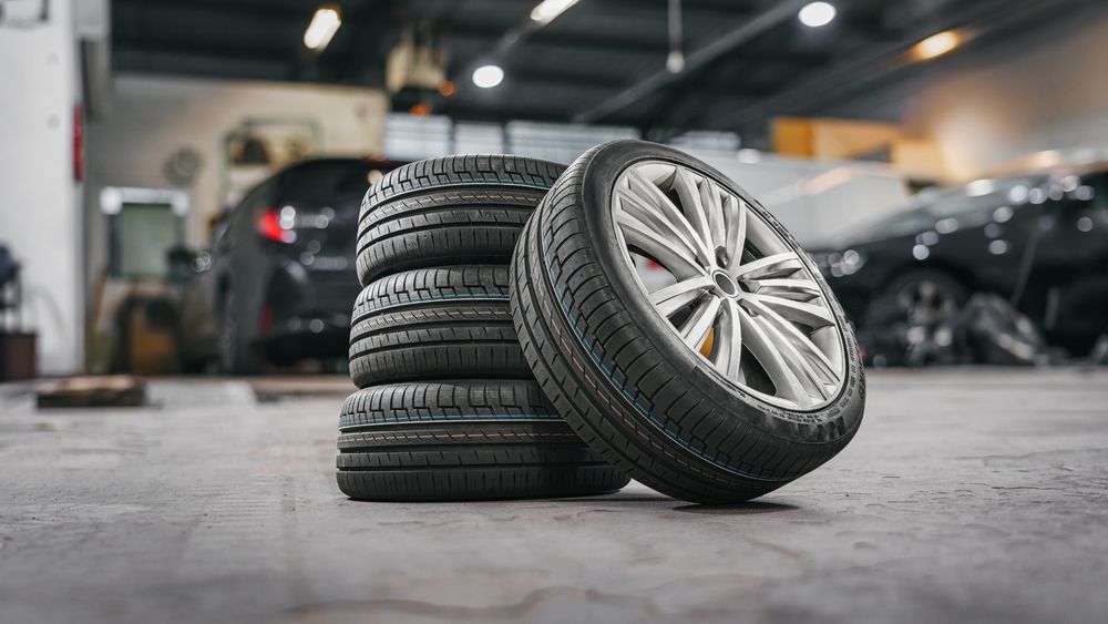Tyres Fitter service at Approved Engine